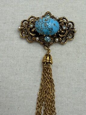 Vintage Austrian Robins  Egg Revival Brooch